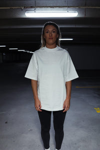 WHITE BIG LOGO TEE